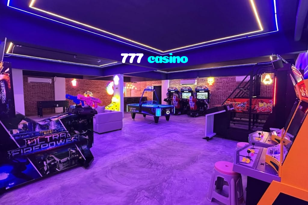 777 casino casino presented on mobile device in Pakistan with slots and live games
